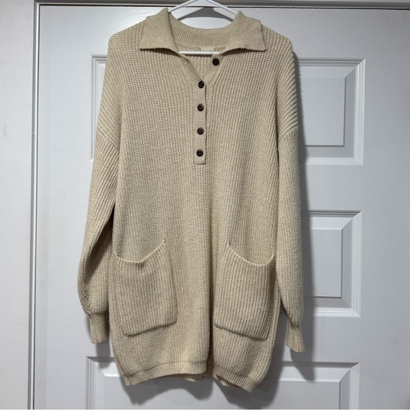 Altar'd State Sweaters - Altar'd State Beige Tunic Sweater